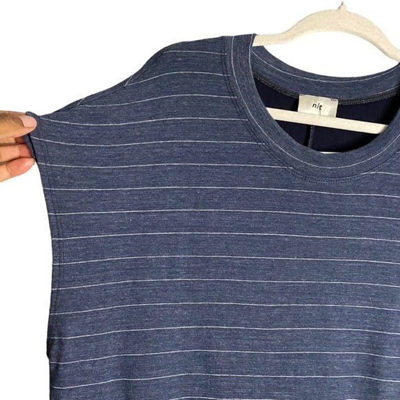 Fox + Wit N/T Women's Blue Striped Maxi Round Neck Dress - Picture 4 of 8